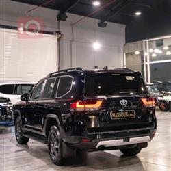 تۆیۆتا لاند کروزەر